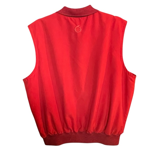 Vibrant Red Men's Vest with Zip Closure - Picture 2 of 8
